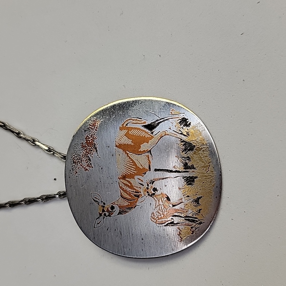 Reed & Barton Mothers Day 1st Edition pin/pendant Damascene with 18" chain - Picture 3 of 7
